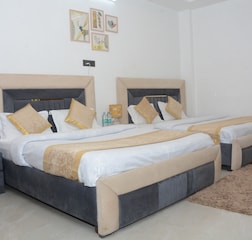 Premium Double Twiin Bedroom
