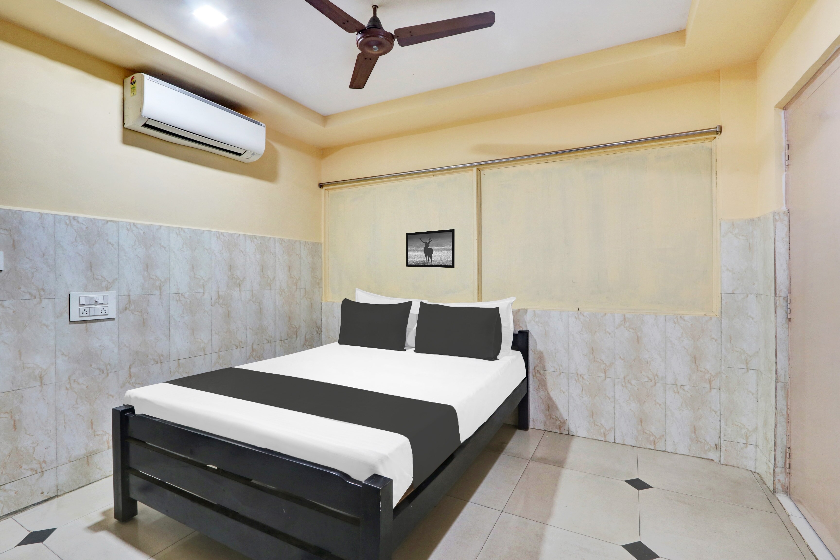 Hotel O NARESH GUEST HOUSE - Tap to explore photos