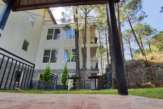 Alpviram 4 BHK Villa