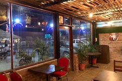 Hotel The Ark, Shahjahanpur