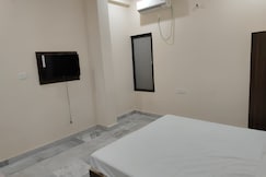 Kavya Galaxy, Kannauj