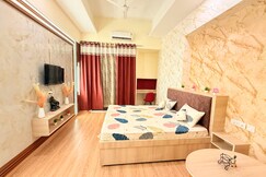 Studio Apartment By Sucasa Stays, Greater Noida