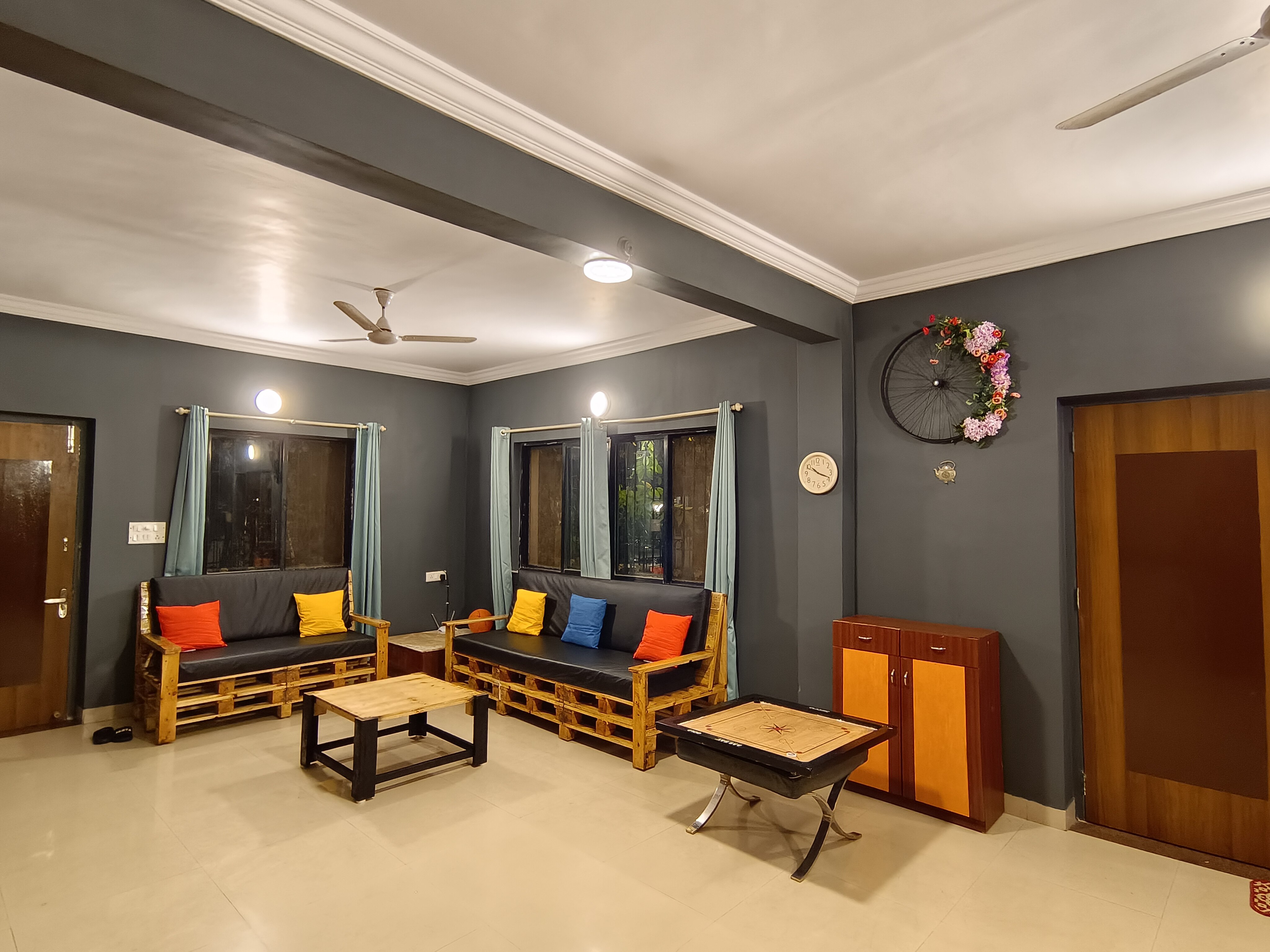 Moonstone Villa - 4BHK With Private Pool & Canteen - Tap to explore photos