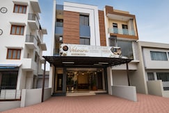FabHotel Shree, Scheme No 114, Indore