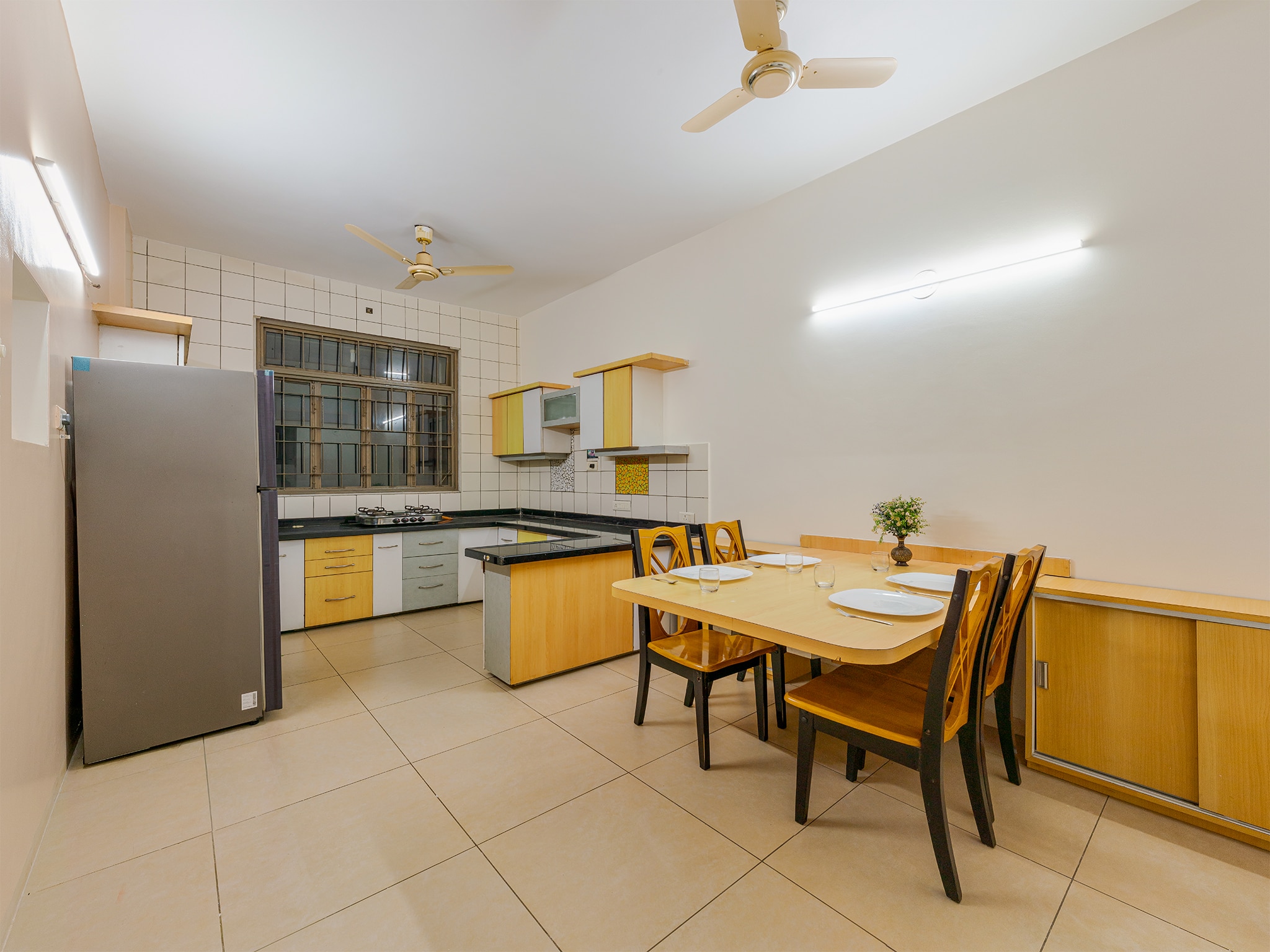 Giriraj Homestay 3BHK Bunglow with driver room 1