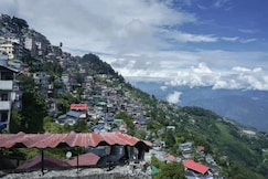Pleasant Mountain view homestay, Darjeeling