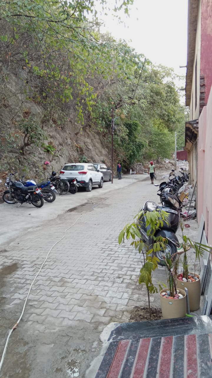 Shri Shyam Hotel - Tap to explore photos