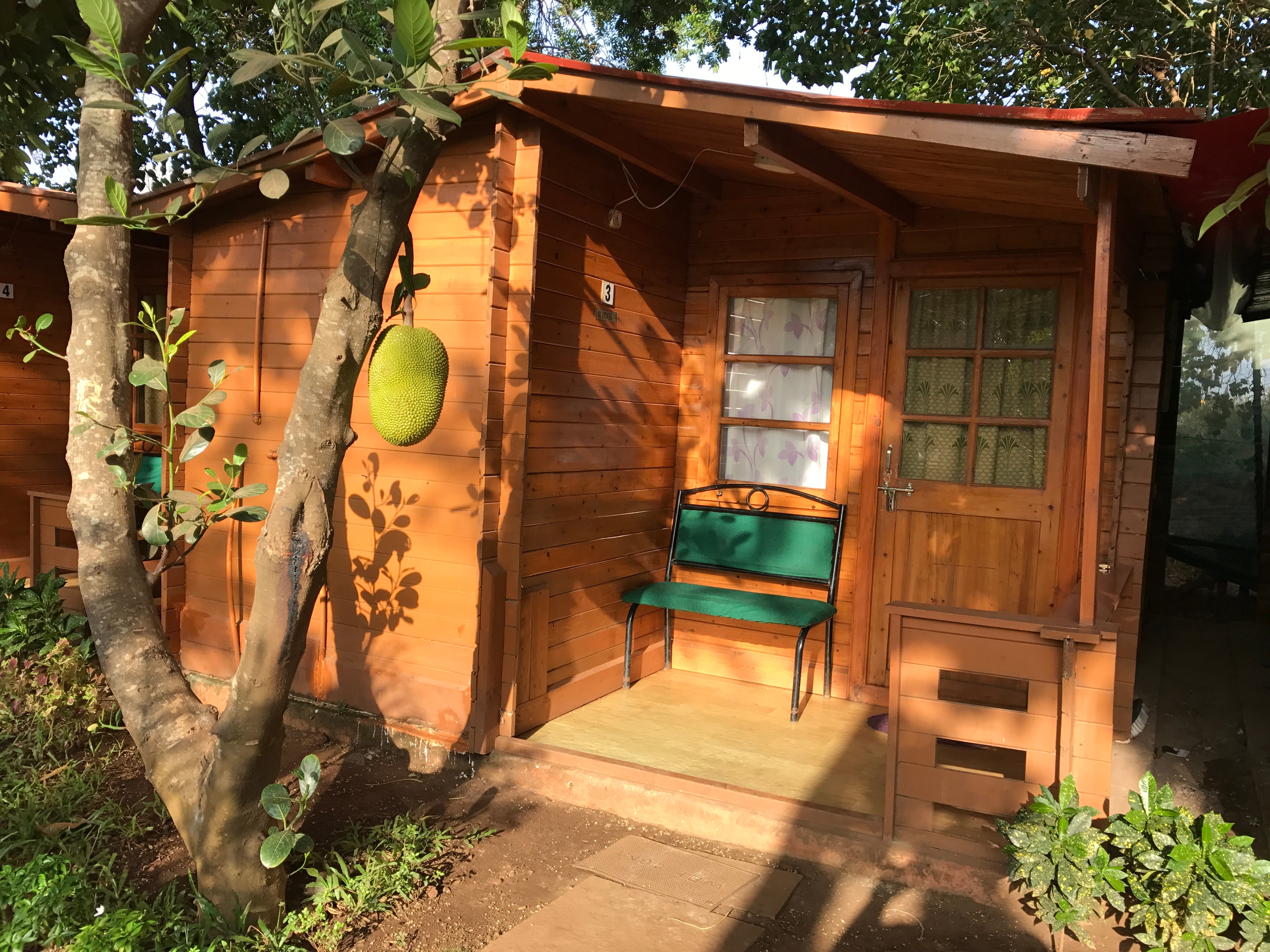 Baga Cottage - 2 Min Walk To Baga Beach - Tap to explore photos