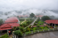 DARK FOREST RETREAT, Amboli