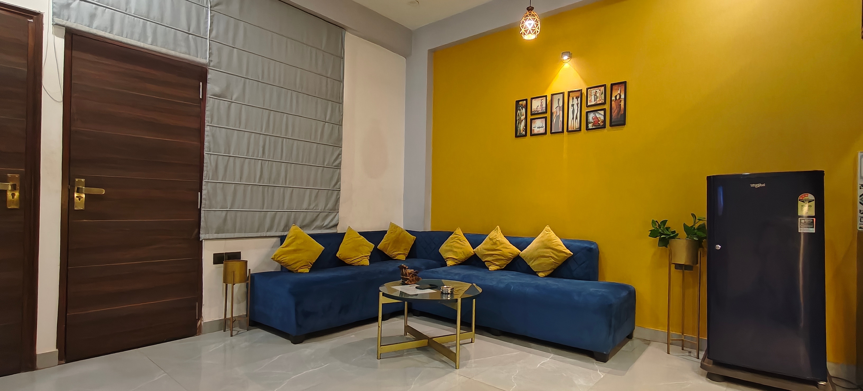 Golden House by Ven A Casa Homestays - Tap to explore photos