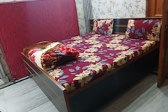 Dev Innnn Atithi Grih, Varanasi