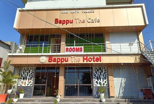 Hotel O Uttaranchal University Dehradun