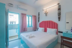 DAFFODILS BY LA MAISON CHARU