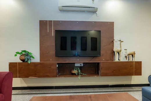 Cresent Service Apartments - 3bhk Gachibowli