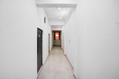 SPOT ON Hotel hansraj, Auraiya