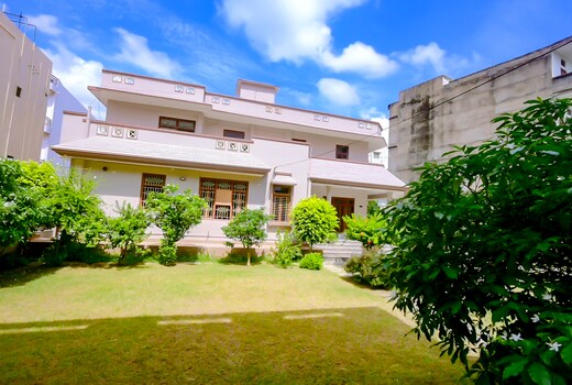 Indira Home Stay Shivangan