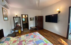 Super Deluxe AC room