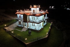 The Kafal Courtyard Premium Homestay in Almora, Ranikhet