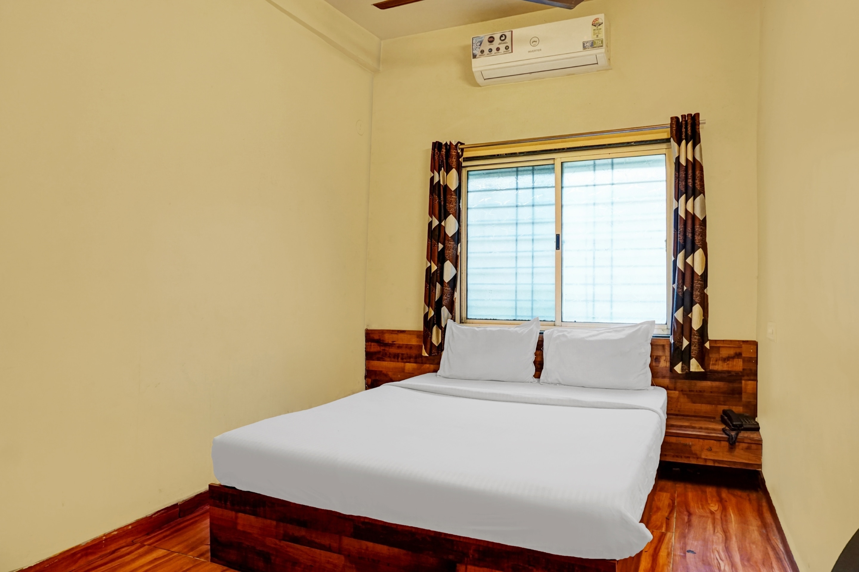 Hotel O Aditya Executive - Tap to explore photos