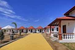 StayGuru The Heaven Resort