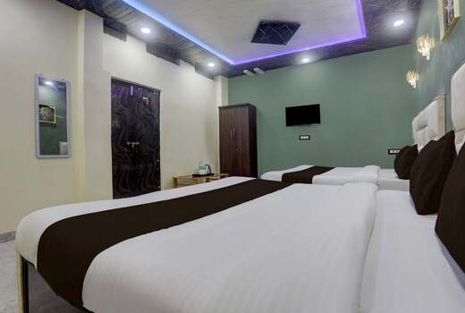 Hotel O GK PALACE