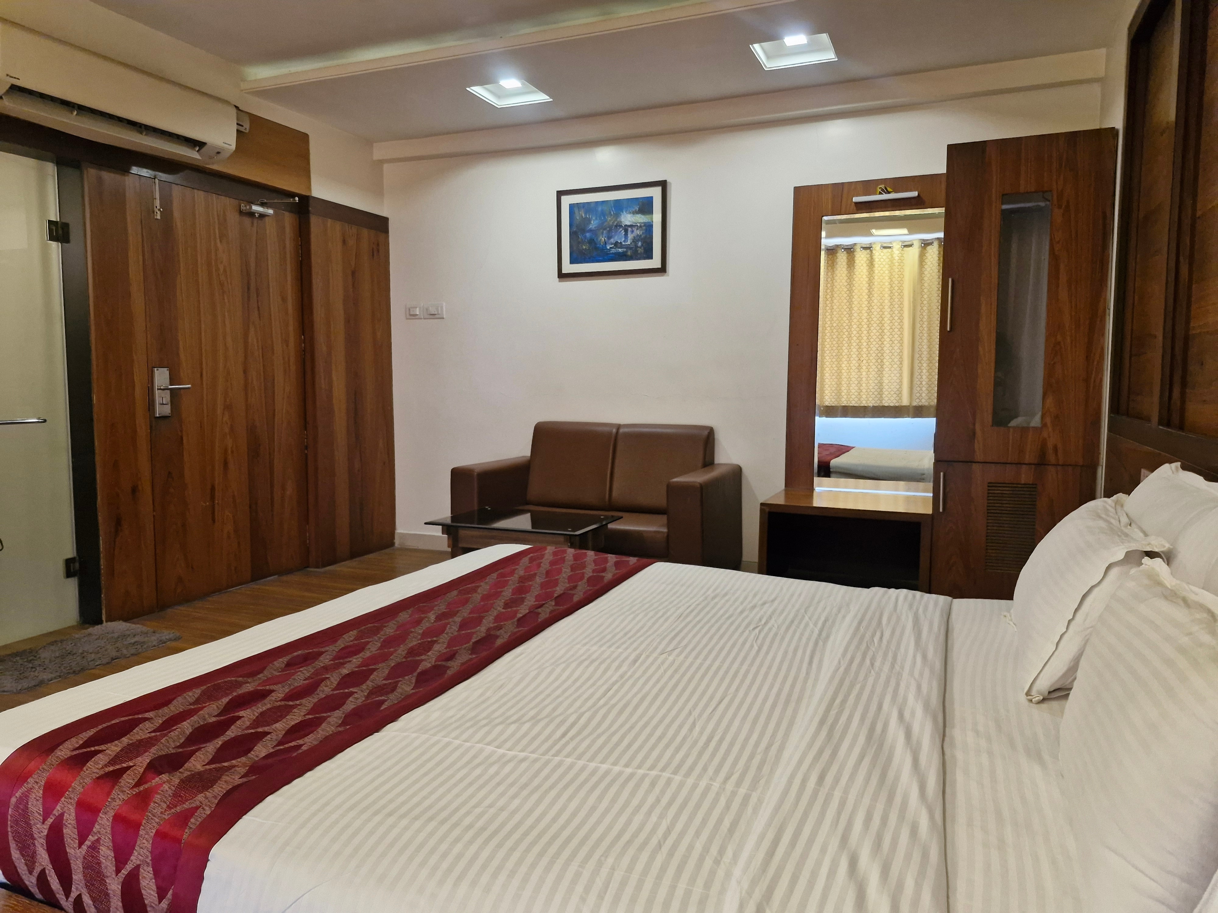 Hotel Radiant 3