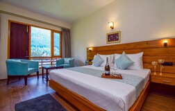 Super Deluxe Room With Balcony