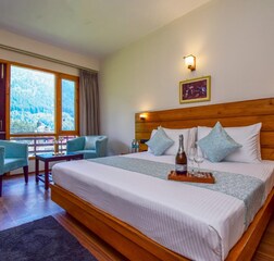 Super Deluxe Room With Balcony