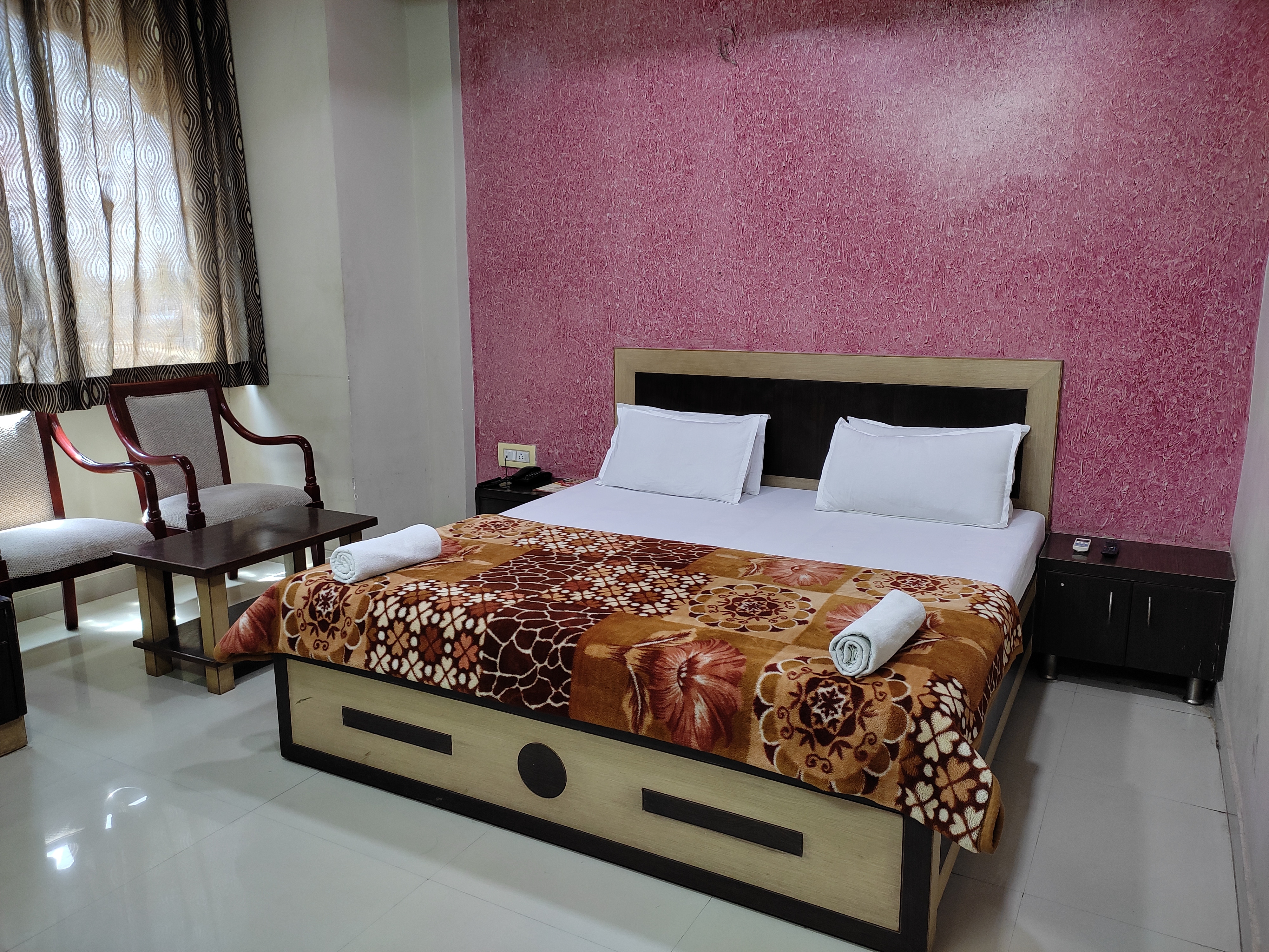 HOTEL BHANWARIYA VILLAS - Tap to explore photos