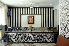 Hotel Maharaja Galaxy, Kolkata