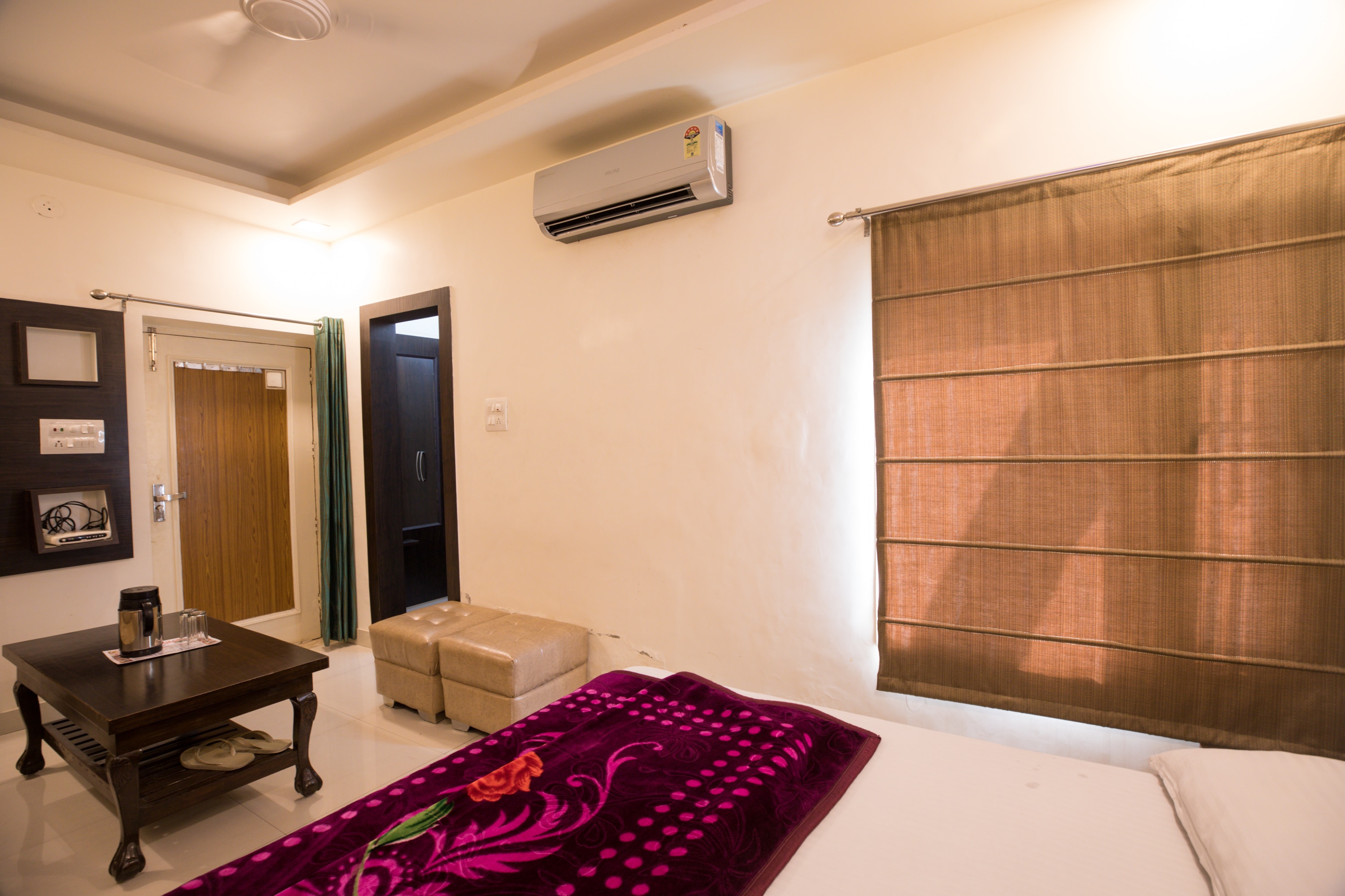 Hotel Atithi Grand - Tap to explore photos