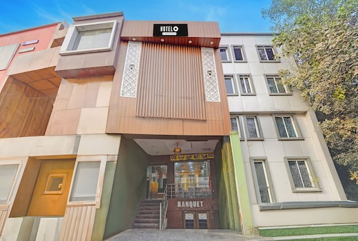 Hotel O Sarnath Stupa Varanasi Formerly Bollywood Guest House