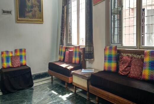 Well furnished apartment for comfortable stay