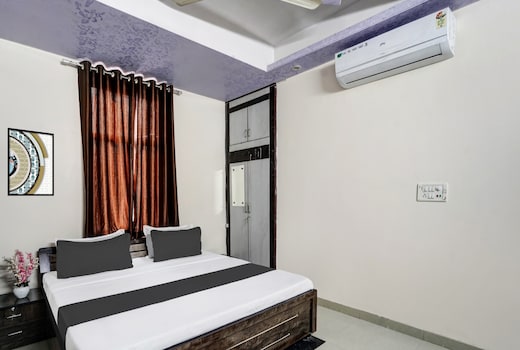 Super Hotel O Rudra palace