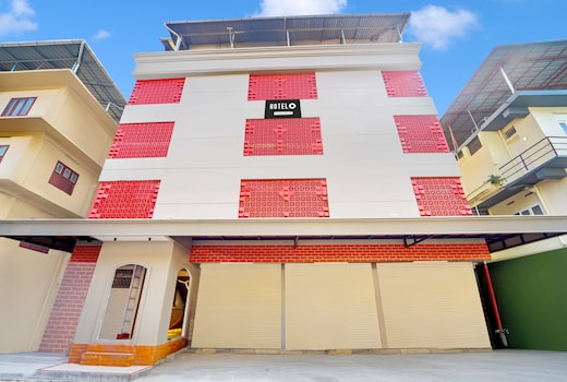 Super Hotel O Broadway Ernakulam