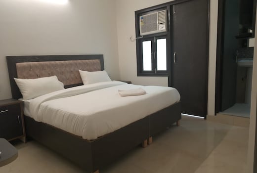 HOTEL MA INTERNATIONAL