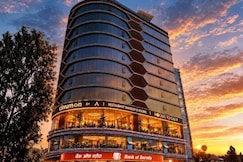 Hotel Rooms to Go by Aurich, Vadodara