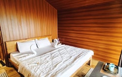 Deluxe Room with Priavate Jacuzzi