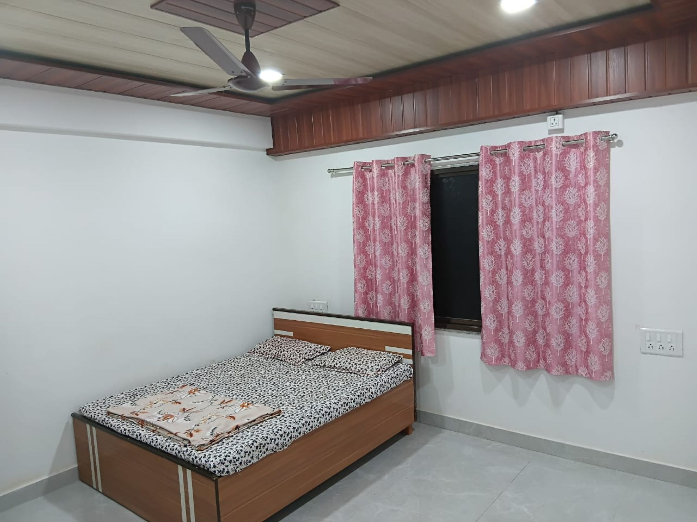 Standard Room 1