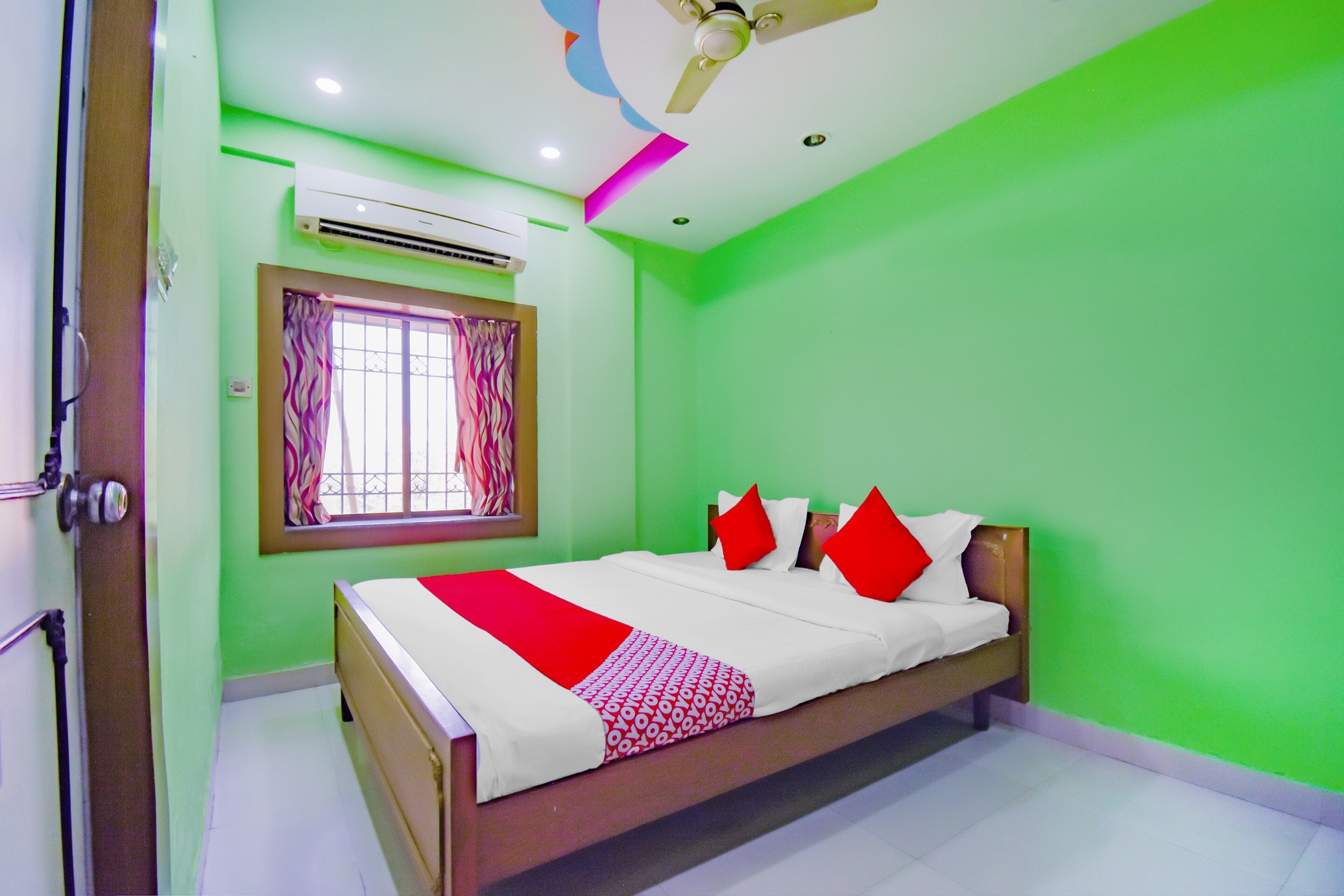 BINAYAK GUEST HOUSE - Tap to explore photos