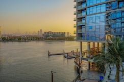 Hilton Dubai Creek Hotel & Residences