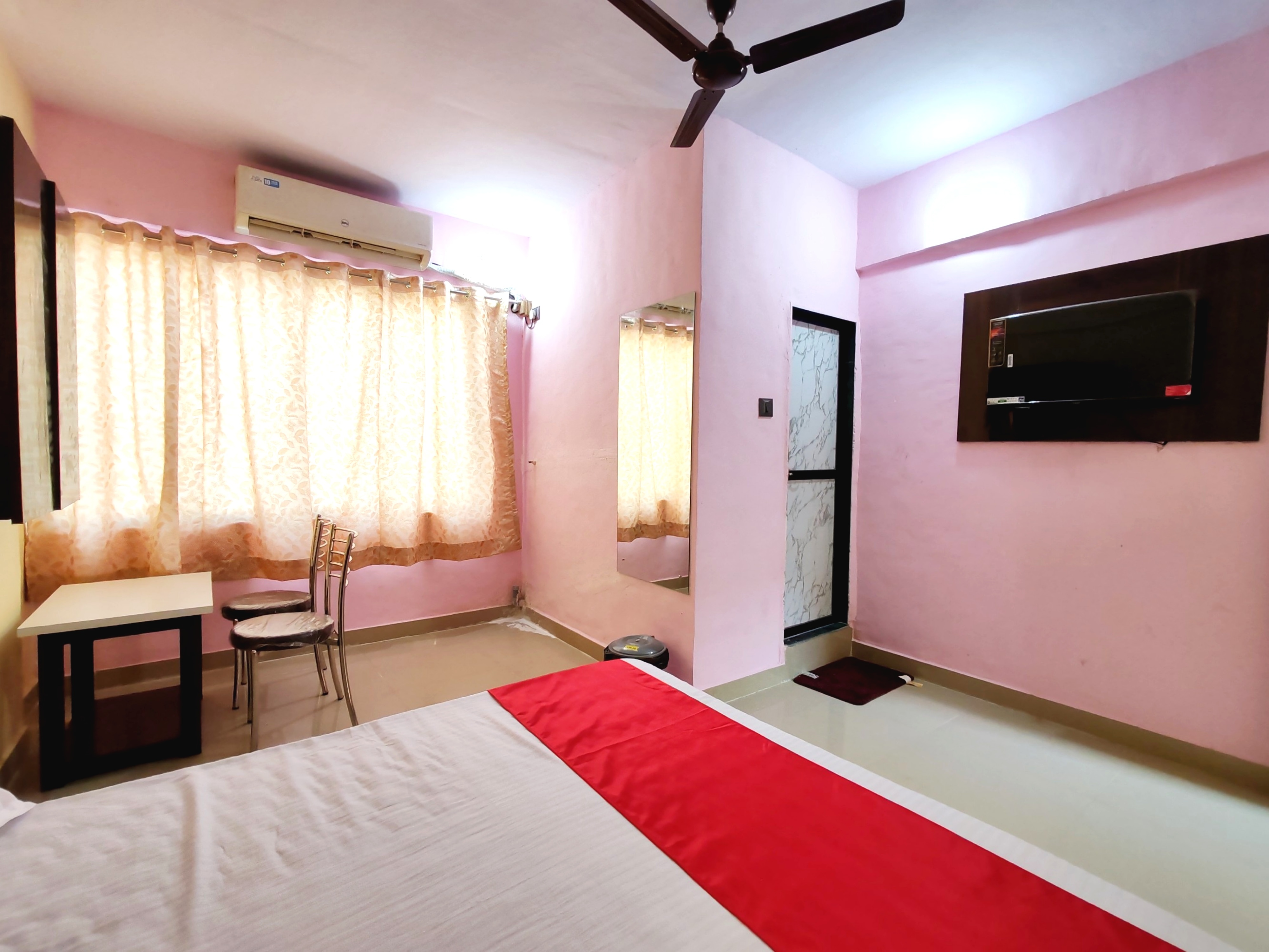 Hotel Pallavi 4