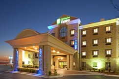 Holiday Inn Express Hotel & Suites Lubbock West, Lubbock