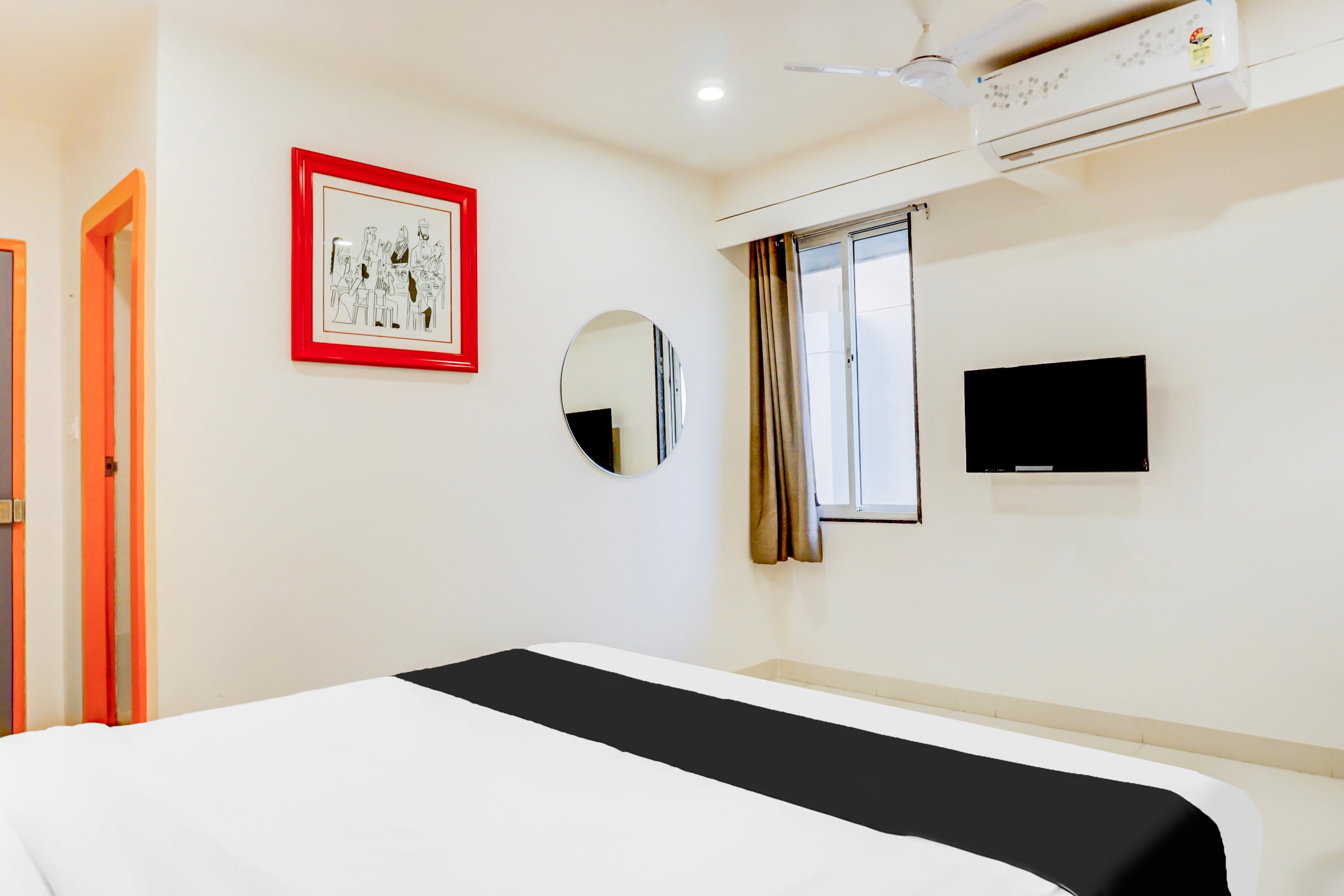 Super Townhouse Hadapsar formerly Savali Inn 4
