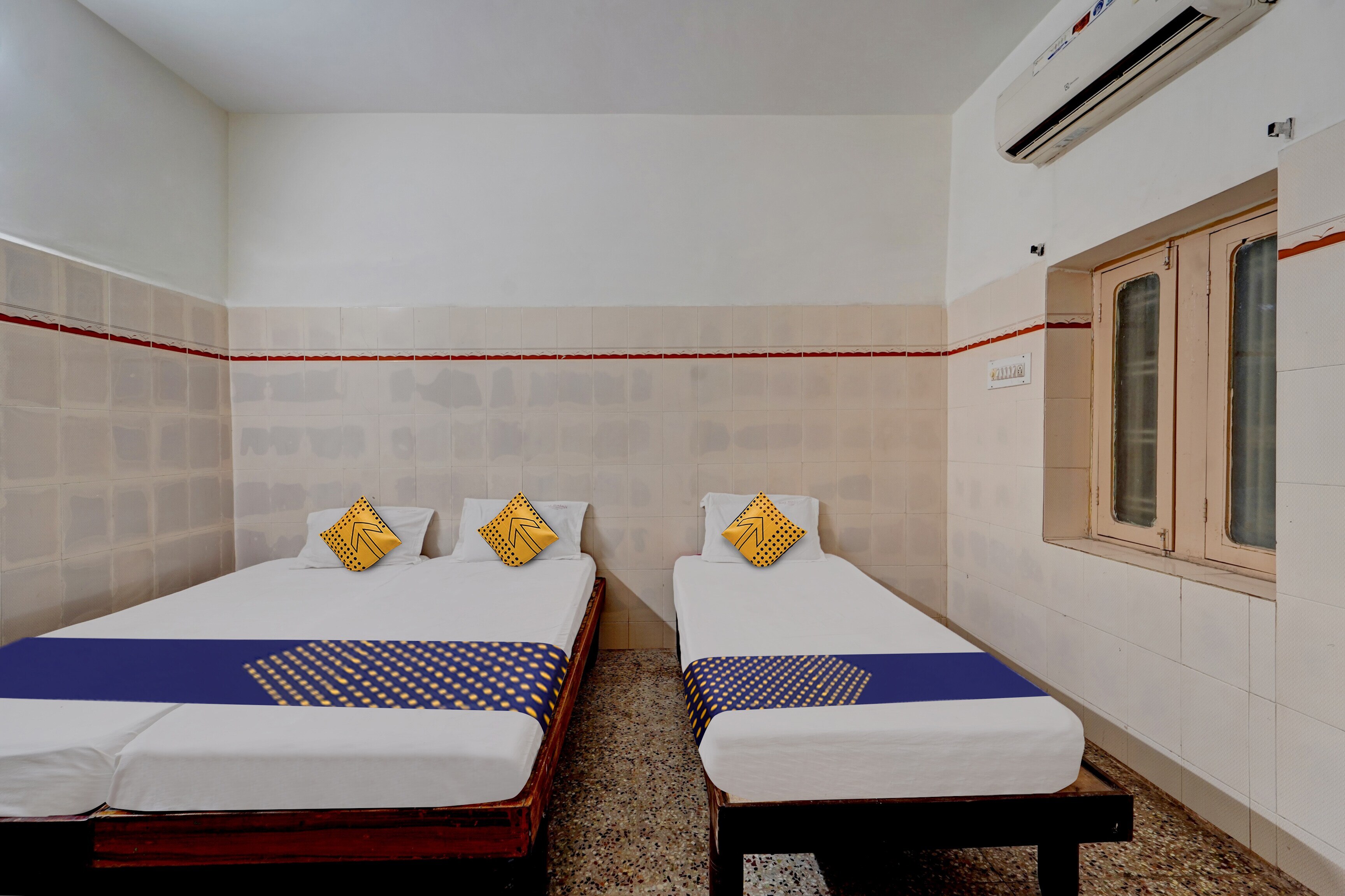 SPOT ON Sri Sai Balaji Residency - Tap to explore photos