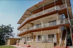 Laxmana On The Ganges, Rishikesh