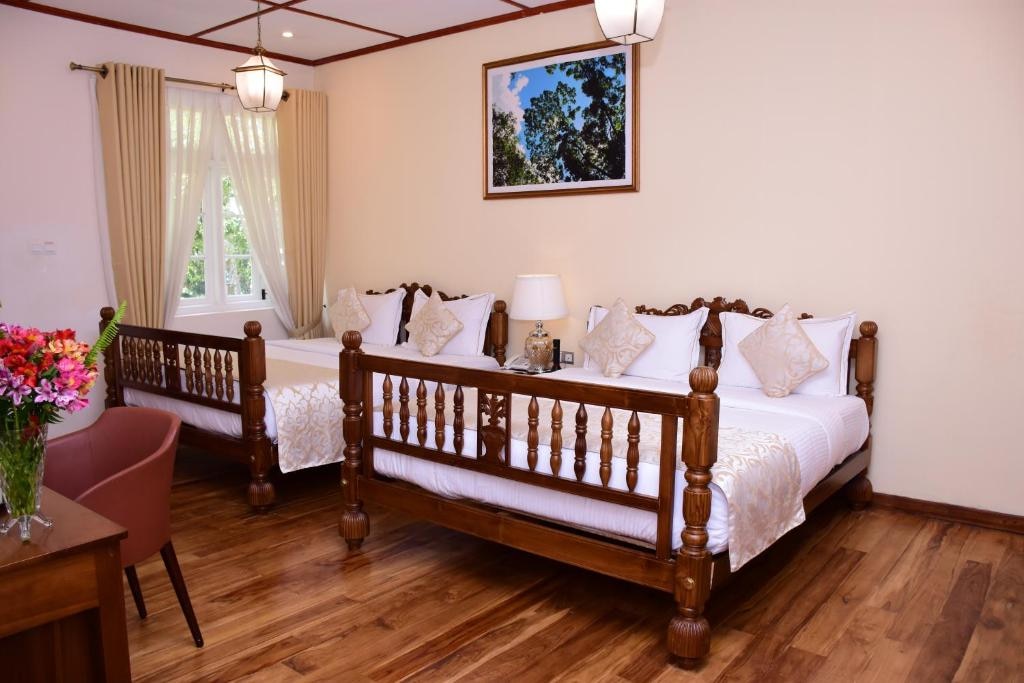 Mirage Kings Cottage Nuwara Eliya - Tap to explore photos