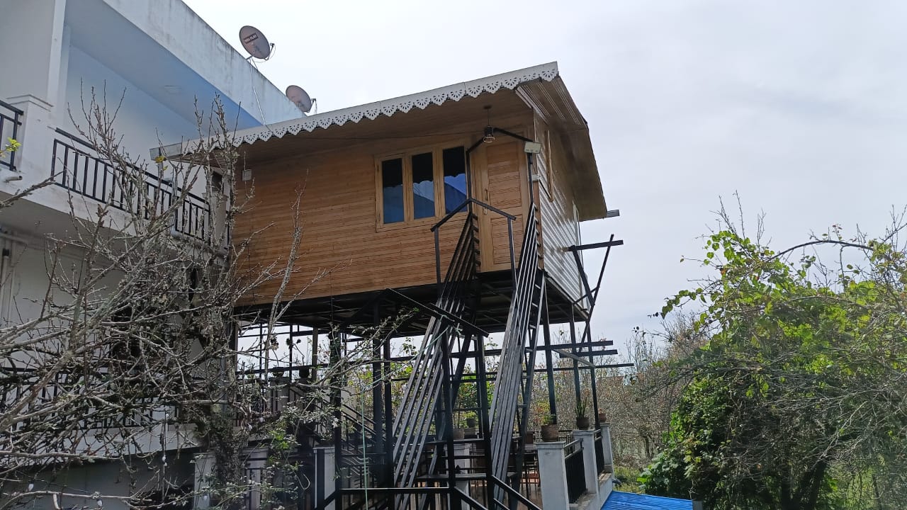 ARYA Sree Homestay - Tap to explore photos