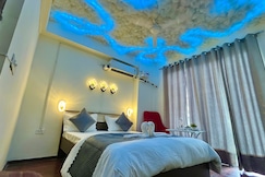 Skyline Luxe   Ultra Luxury 2BHK, Faridabad