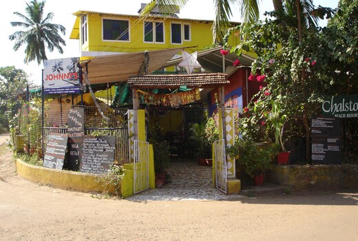 Johnny's Hotel